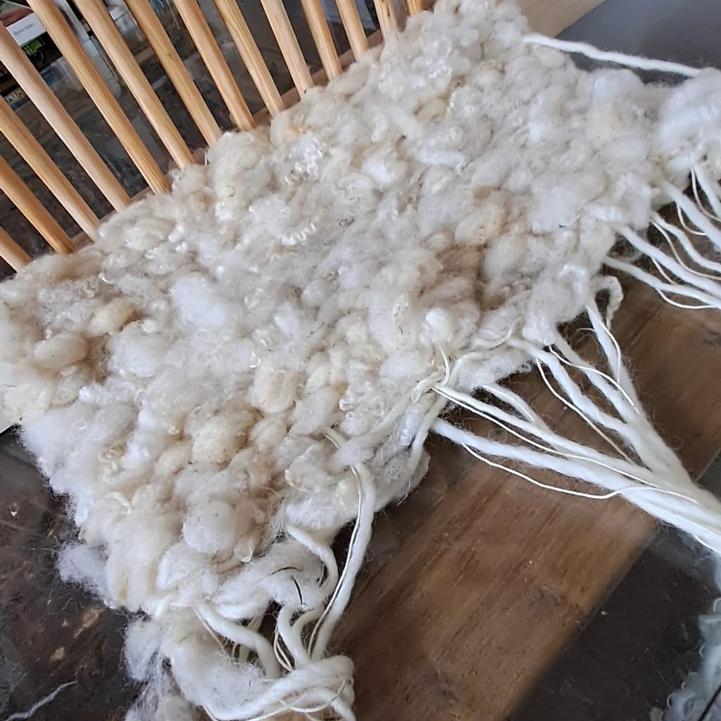 filtning og vævning upcycled uld fra Møn